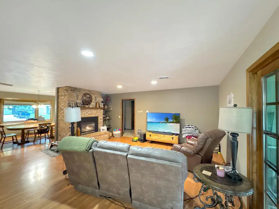 3033 Redwood Avenue, Slayton, MN 56172 - #3