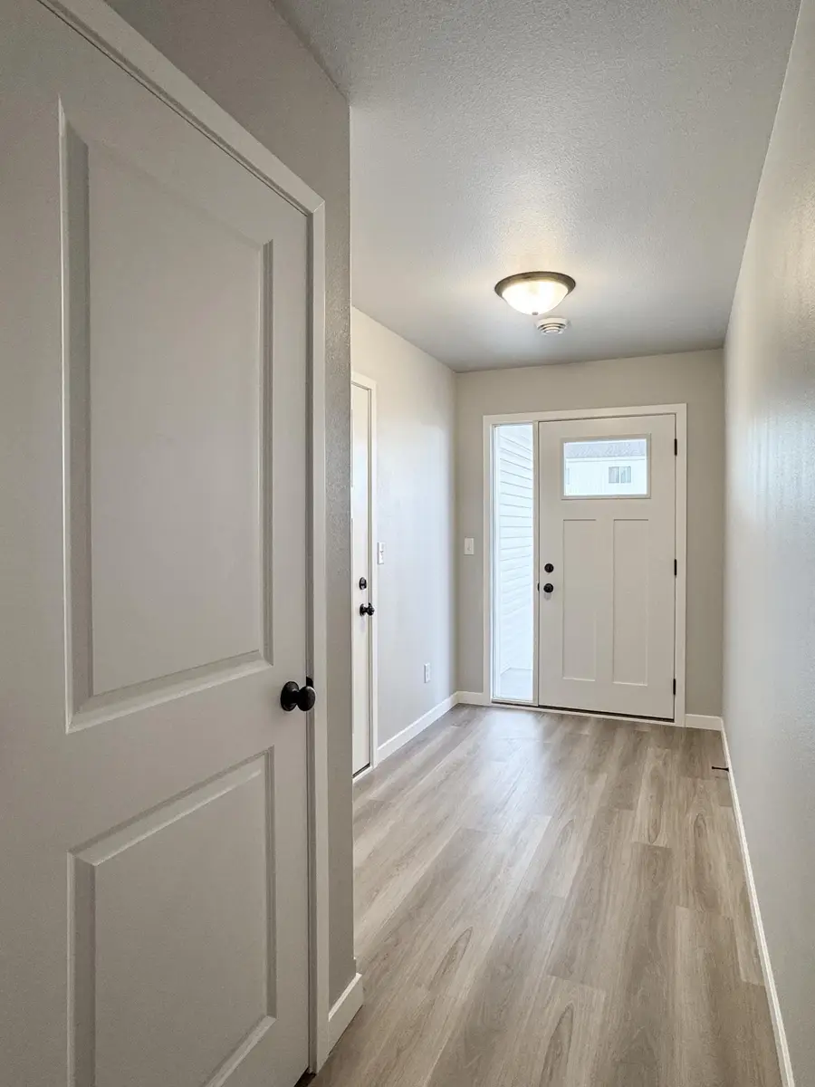 3252 36th Avenue S, Moorhead, MN 56560 - #2