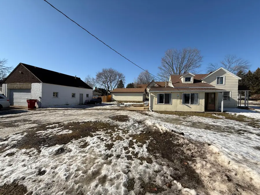 301 4th Street Sw, Pine Island, MN 55963 - #2