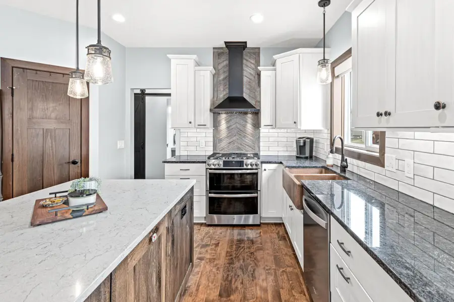 1821 Foothill Trail, Shakopee, MN 55379 - #3