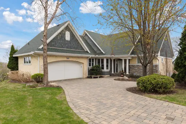 1360 Skyline Drive, Golden Valley, MN 55422