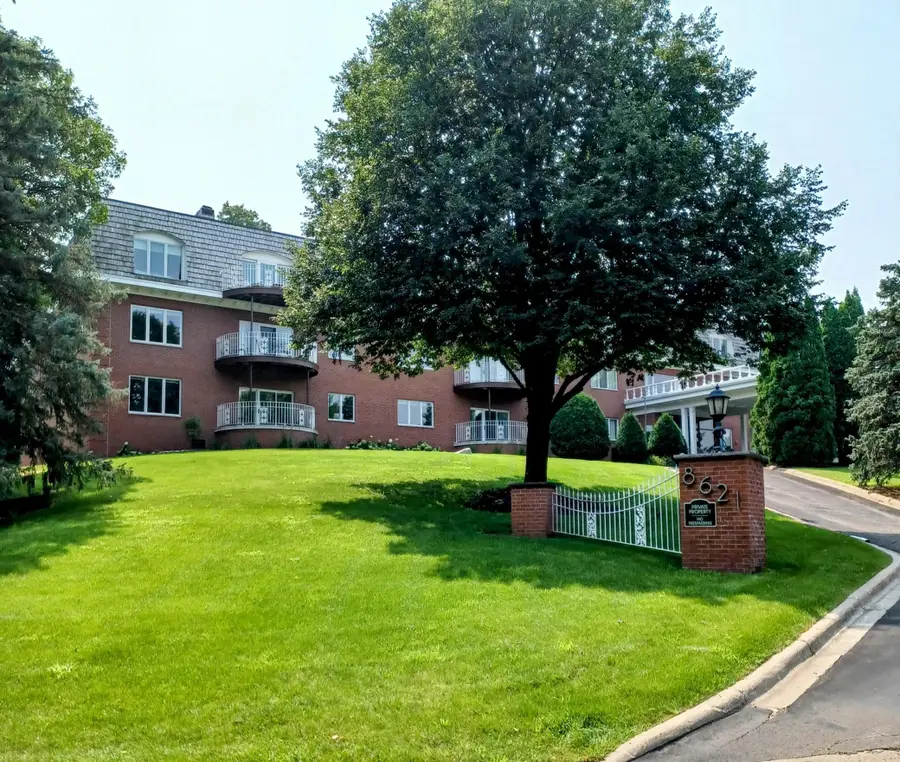 8621 Basswood Road #23, Eden Prairie, MN 55344 - #2
