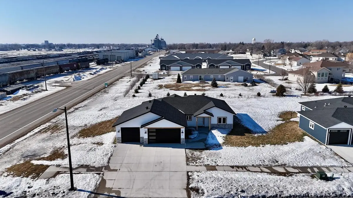 105 16th Street N, Breckenridge, MN 56520 - #1