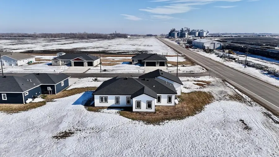105 16th Street N, Breckenridge, MN 56520 - #2