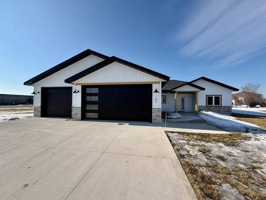 105 16th Street N, Breckenridge, MN 56520 - #3