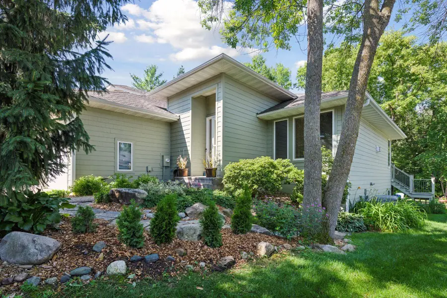 15703 Sussex Drive, Minnetonka, MN 55345 - #2