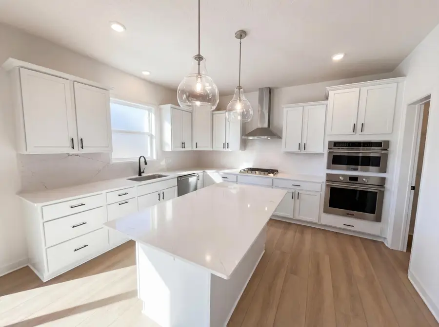 4707 Obsidian Way, Victoria, MN 55386 - #2