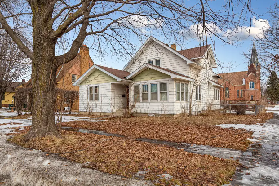 1606 Greeley Avenue N, Glencoe, MN 55336 - #2