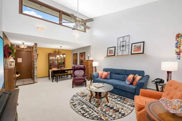 12600 Parkwood Drive #307, Burnsville, MN 55337