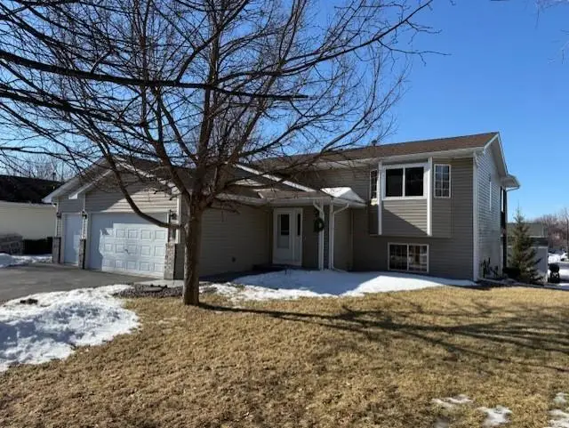 305 14th Avenue Ne, Buffalo, MN 55313 - #1