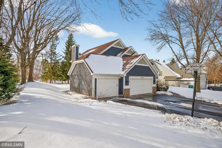 10005 Antrim Court, Woodbury, MN 55129 - #3