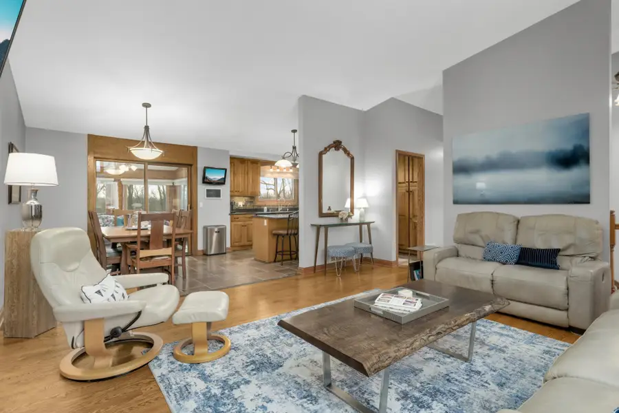 6948 Raven Court, Eden Prairie, MN 55346 - #2