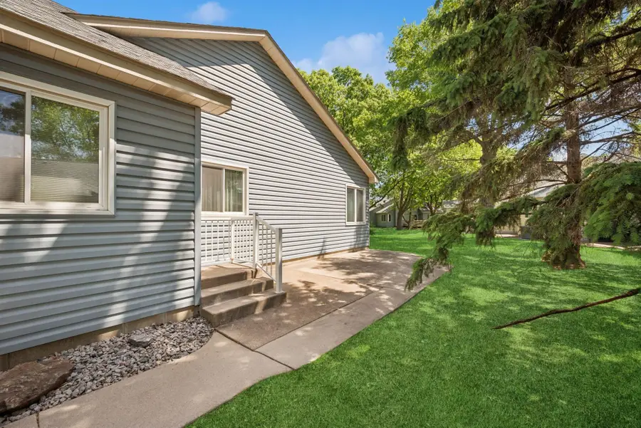 2639 Lake Court Circle #81, Mounds View, MN 55112 - #3