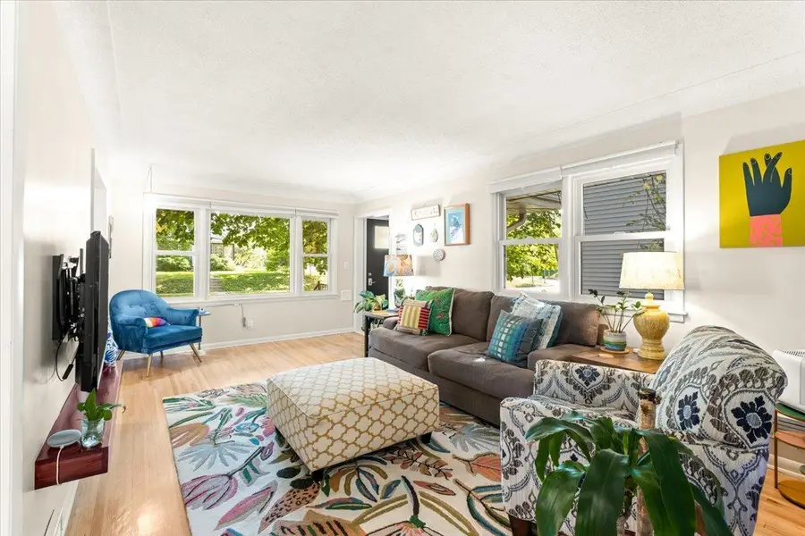 4112 7th Street Ne, Columbia Heights, MN 55421 - #3