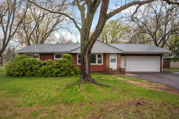 4389 Hodgson Road, Shoreview, MN 55126