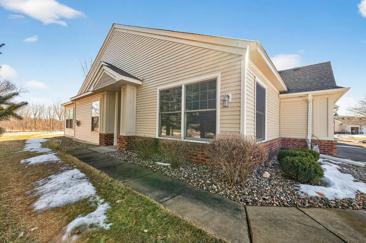 5932 Prairie Ridge Drive, Shoreview, MN 55126 - #1