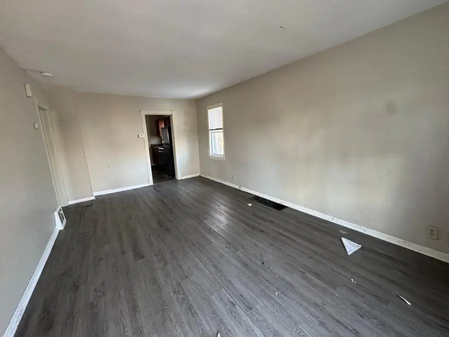 633 Parkway Drive, Saint Paul, MN 55106 - #2