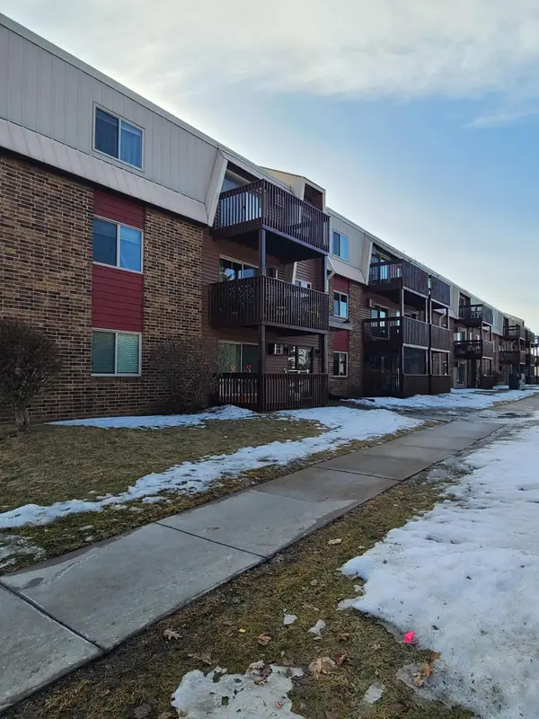 14630 Garrett Avenue #606, Apple Valley, MN 55124