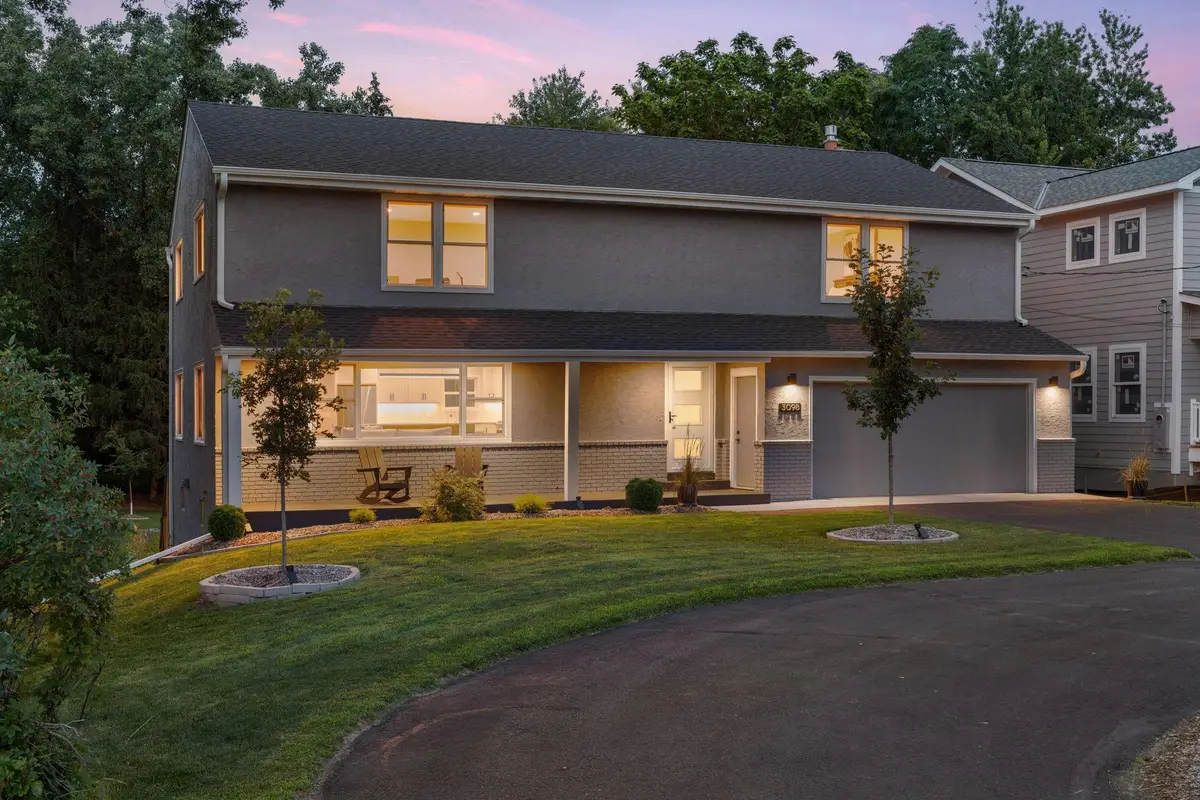 3098 Victoria Street N, Roseville, MN 55113 - #1