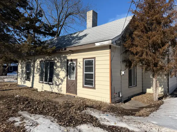 825 Broadway Street W, Monticello, MN 55362