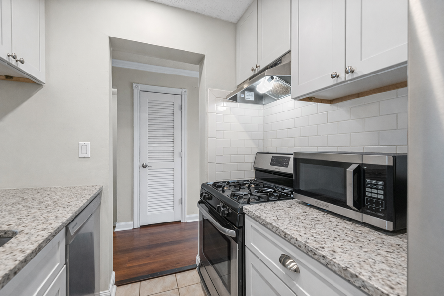 6016 Golden Valley Road, Golden Valley, MN 55422 - #3