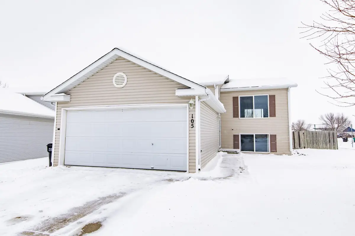 105 Evergreen Circle, West Fargo, ND 58078 - #1