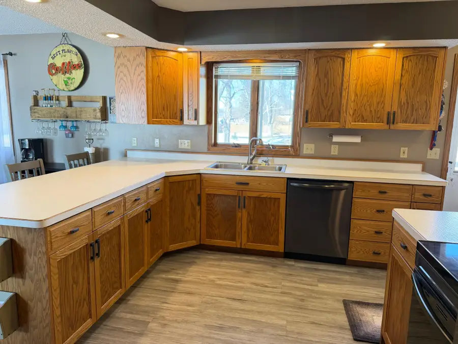 820 3rd Street Se, Elbow Lake, MN 56531 - #3