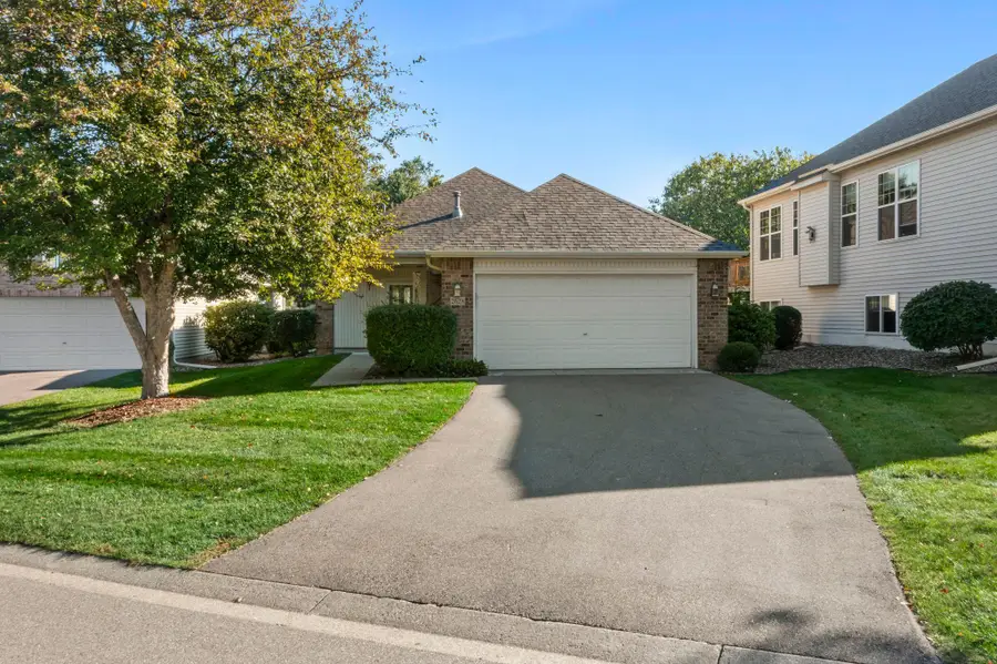 2628 Oak Ridge Trail, Woodbury, MN 55125 - #2