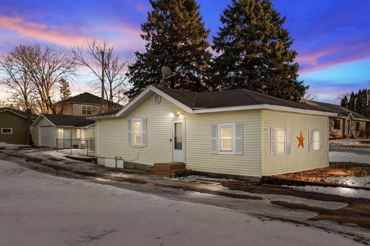 2740 Larch Lane N, Plymouth, MN 55441 - #1