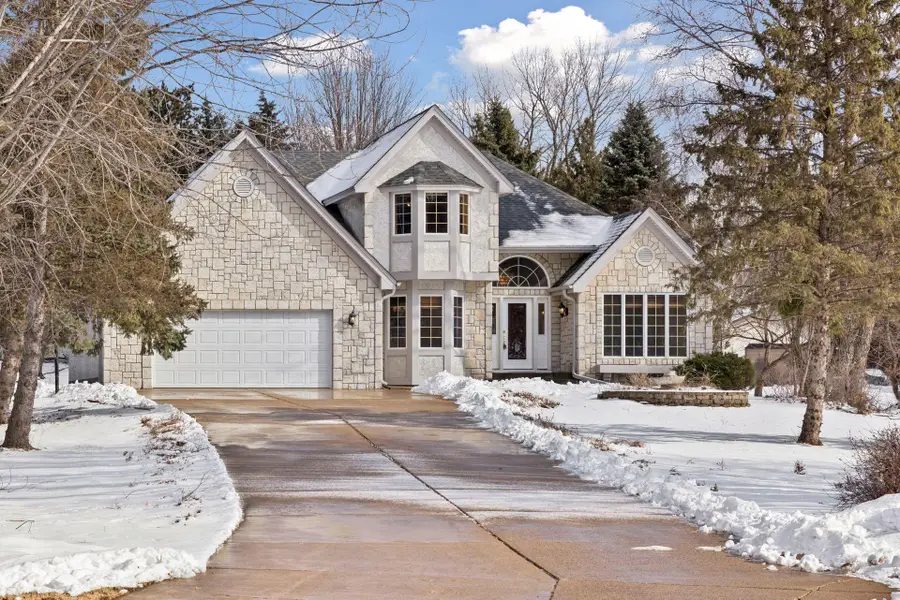 5043 Isle Avenue N, Lake Elmo, MN 55042 - #2