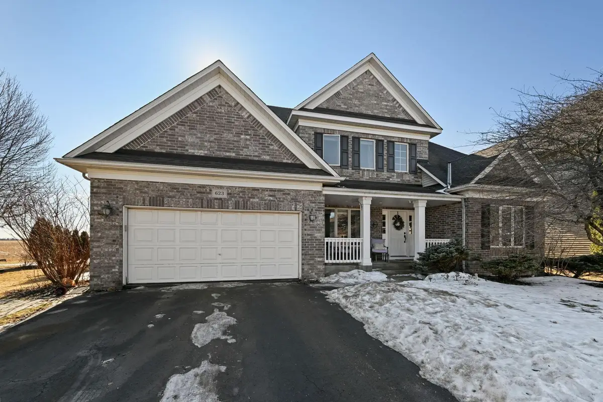 623 Carver Bluffs Parkway, Carver, MN 55315 - #1