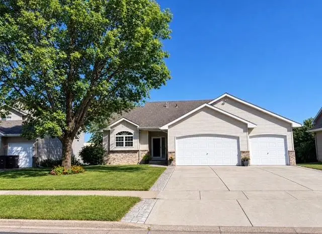 1315 English Avenue Nw, New Prague, MN 56071 - #1