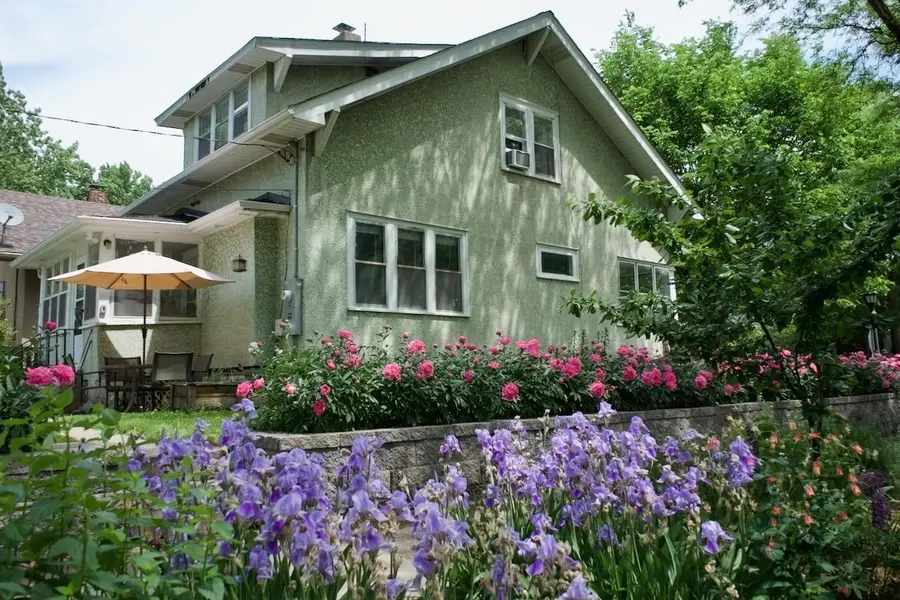 1003 Avon Street N, Saint Paul, MN 55103 - #2