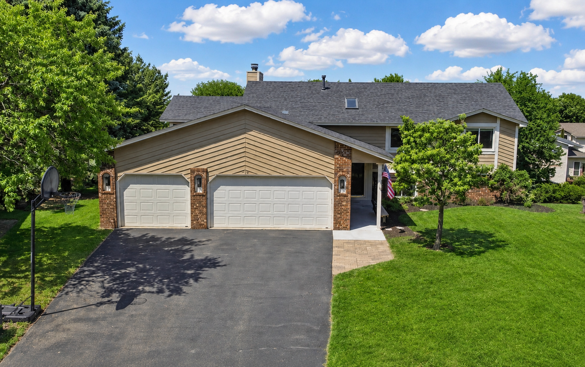 1136 Westbury Circle, Eagan, MN 55123 - #1