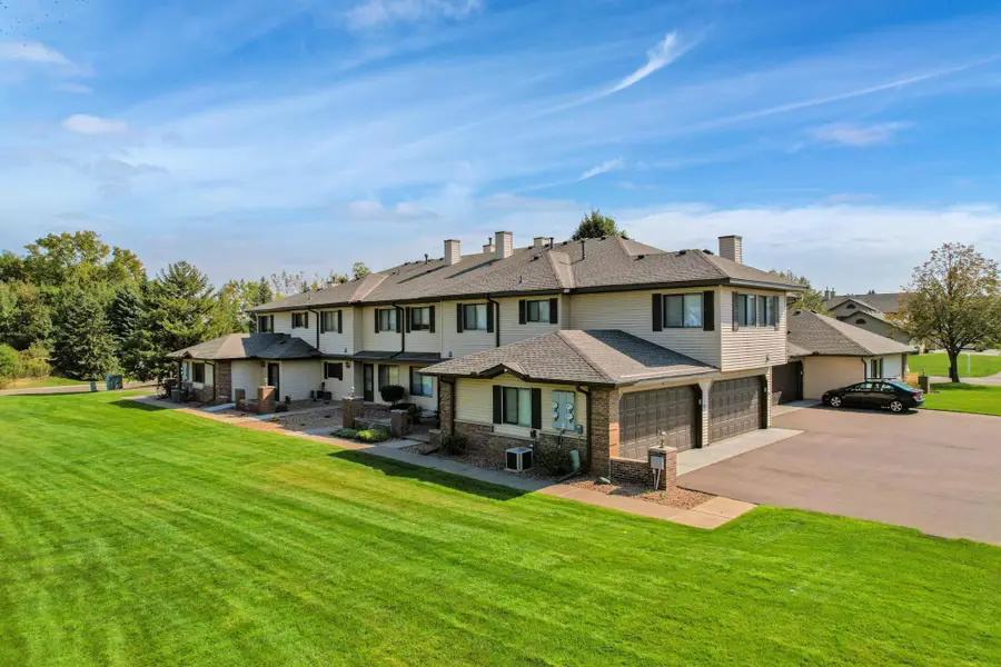 9900 55th Avenue N #8, Plymouth, MN 55442 - #2