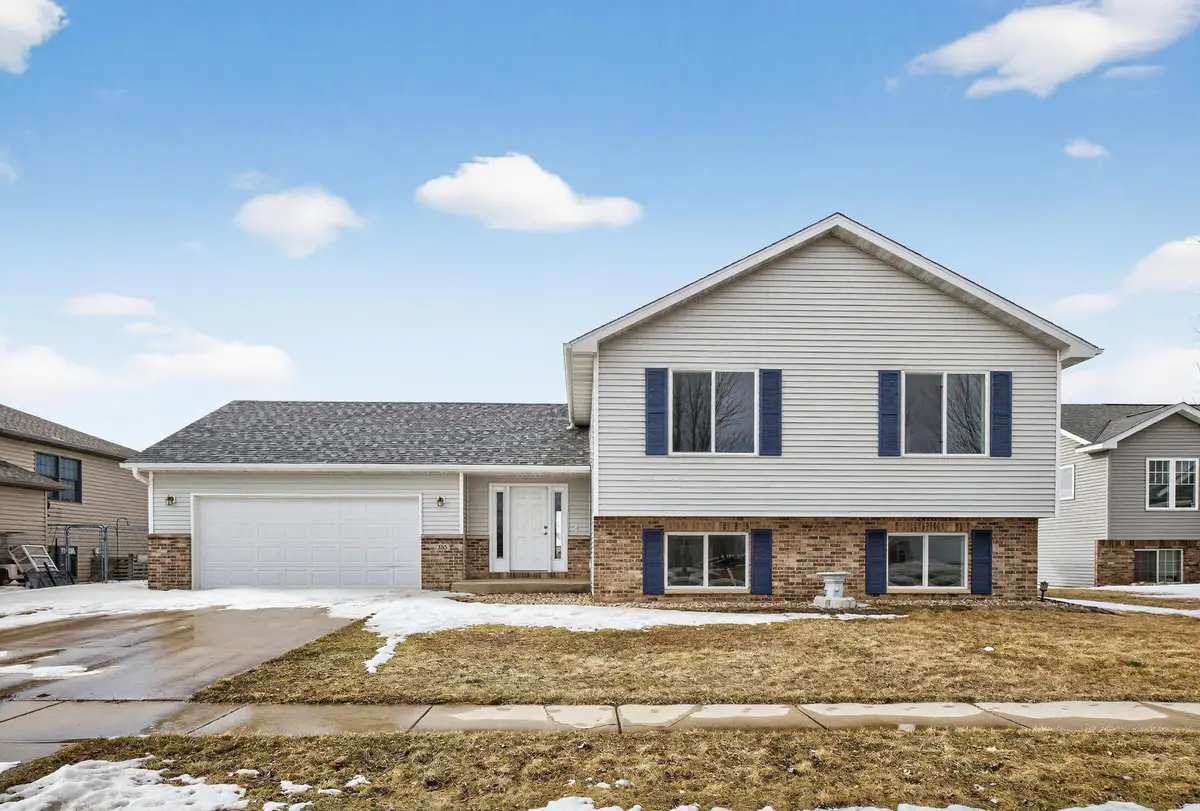 203 10th Avenue Se, Kasson, MN 55944 - #1