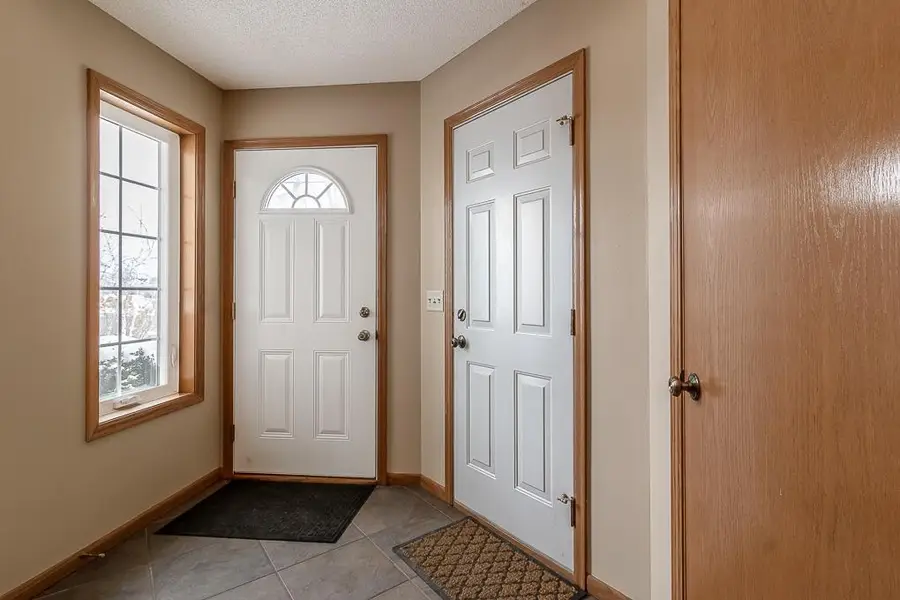 612 Saint Andrews Drive, Mankato, MN 56001 - #3