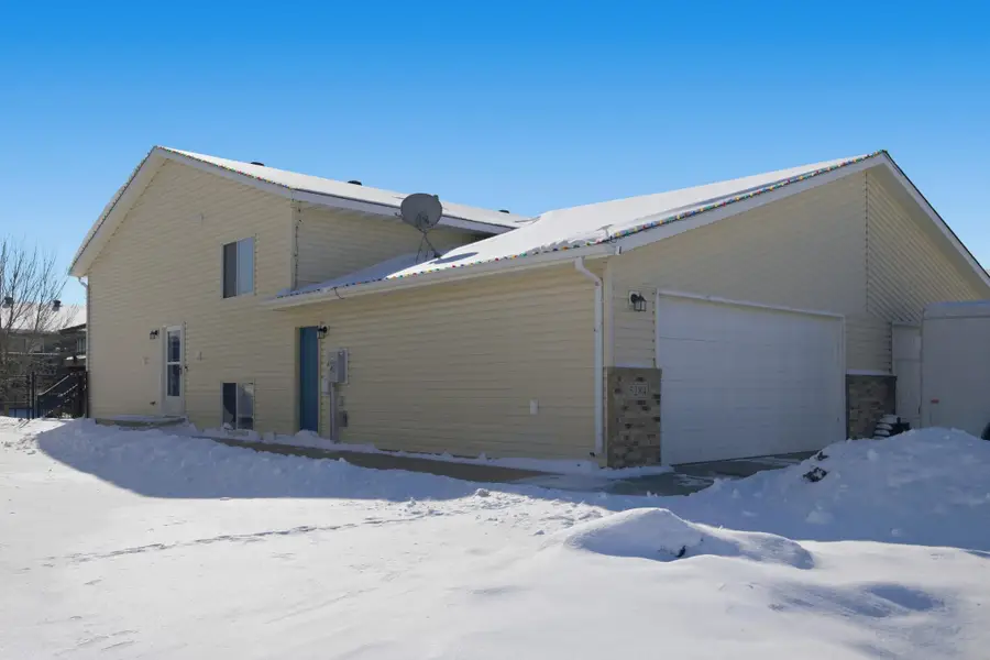 5284 49th Avenue S, Fargo, ND 58104 - #2