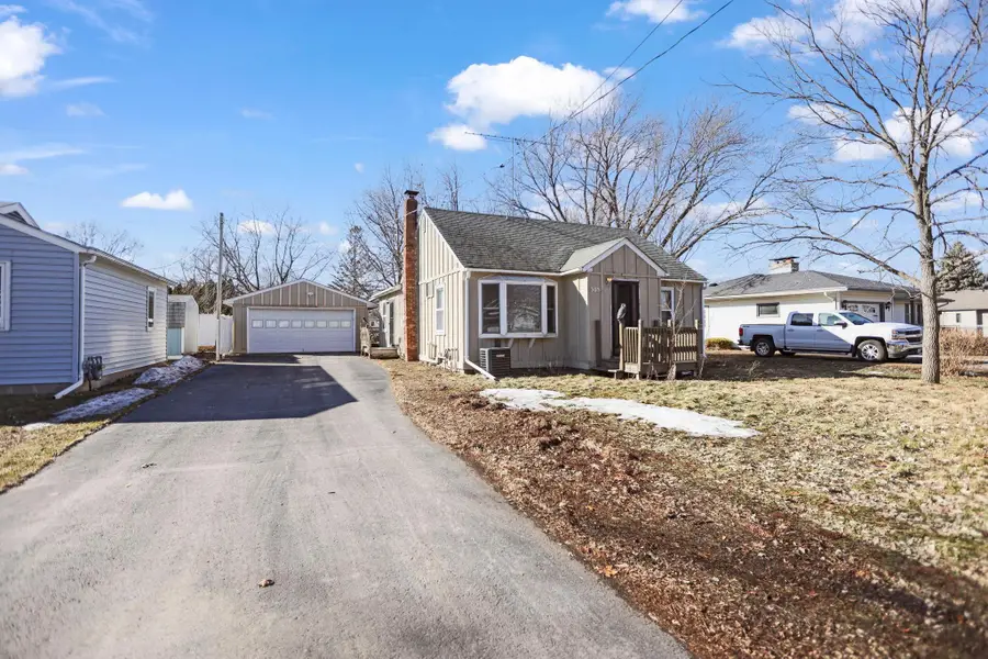 305 2nd Street Ne, Medford, MN 55049 - #2