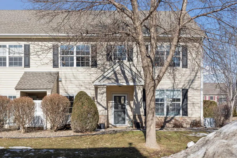 885 Braunworth Court, Chaska, MN 55318 - #2