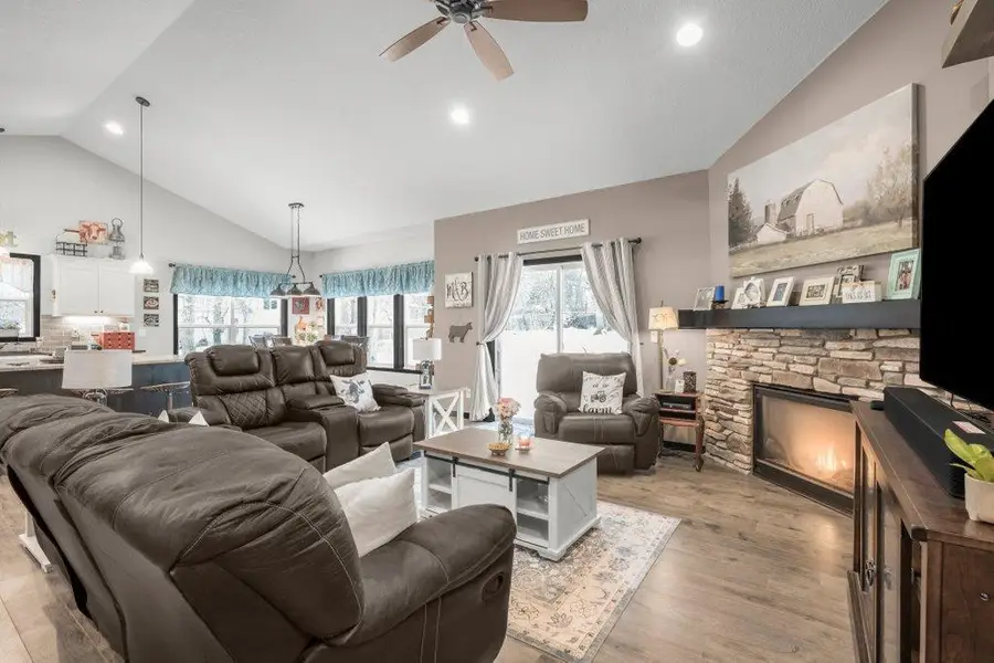 19294 Xavier Street Nw, Elk River, MN 55330 - #3