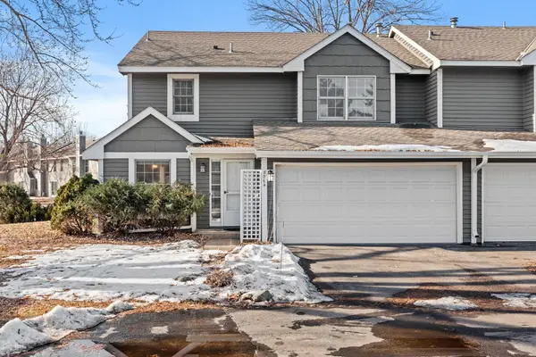 8064 Curtis Lane, Eden Prairie, MN 55347