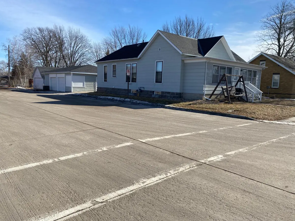 309 S Jefferson Street, Redwood Falls, MN 56283 - #1