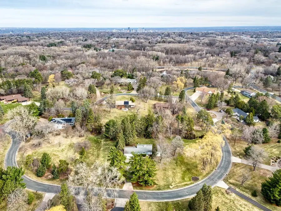 205 Oakview Road, West Saint Paul, MN 55118 - #2