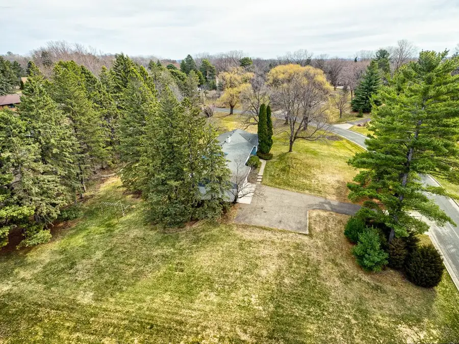 205 Oakview Road, West Saint Paul, MN 55118 - #3