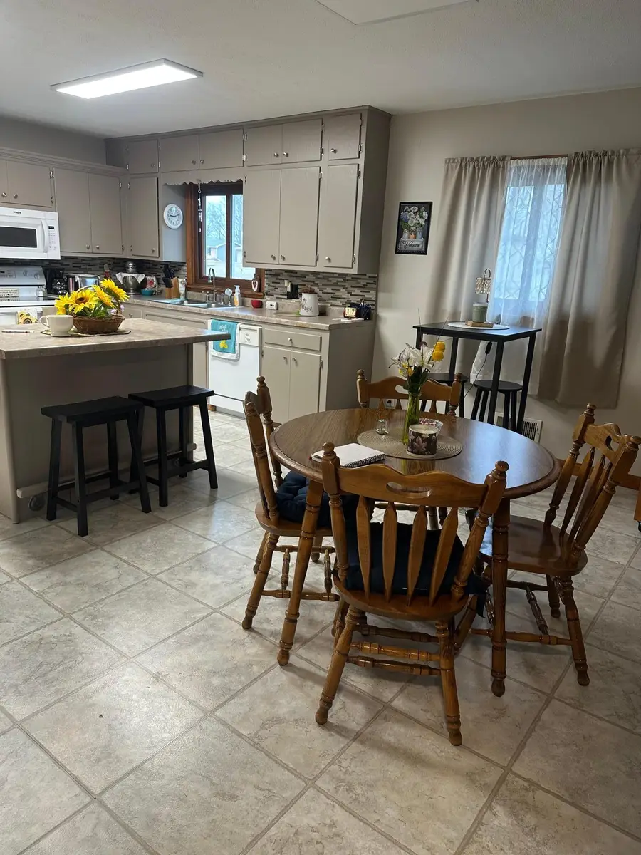 1503 Elm Street, Albert Lea, MN 56007 - #3