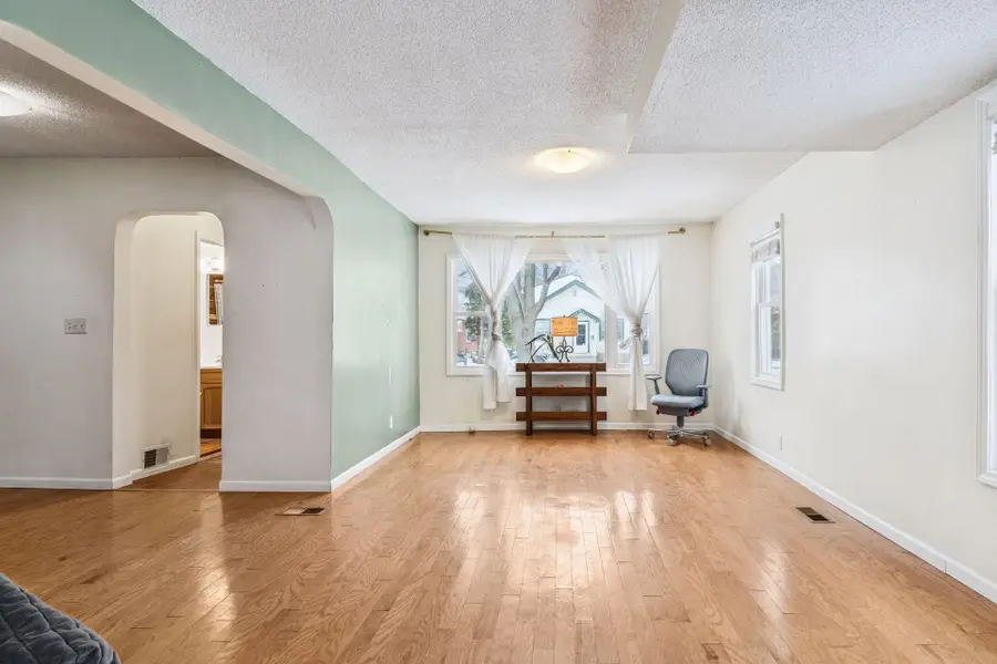 2844 38th Avenue S, Minneapolis, MN 55406 - #2