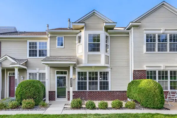3821 Hazel Trail #C, Woodbury, MN 55129