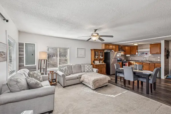 9508 N Shore Trail, Forest Lake, MN 55025