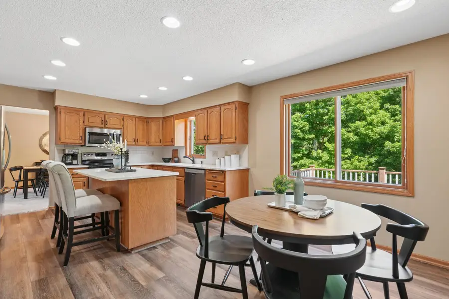 9220 Hillside Trail S, Cottage Grove, MN 55016 - #2